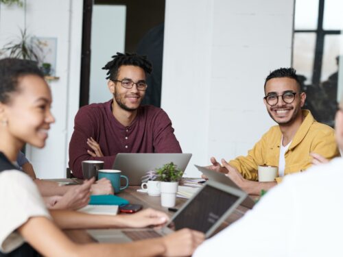 Pacto pela Equidade Racial incentiva atuação de empresas no enfrentamento às desigualdades no ambiente corporativo
