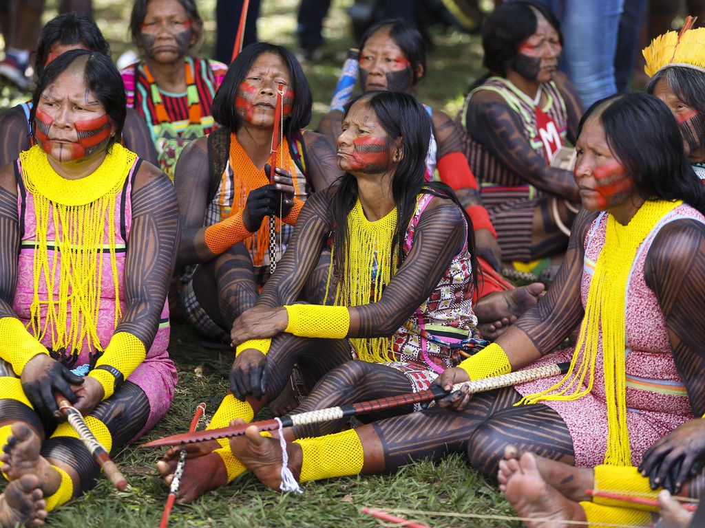violência contra meninas e mulheres indígenas
