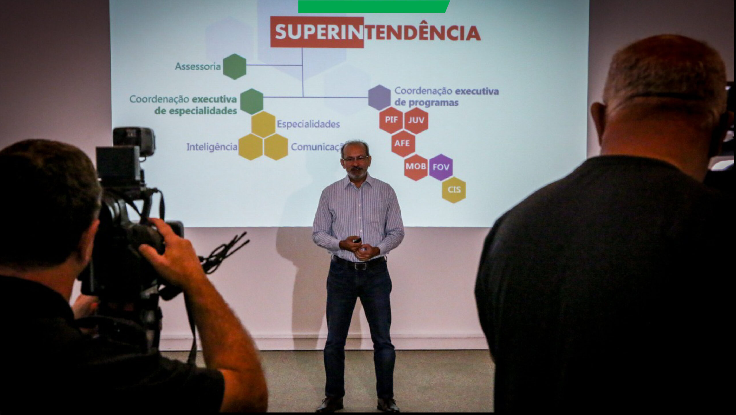 O superintendente socioeducativo Jair Resende durante evento da FEAC que anunciou diretrizes para 2023.