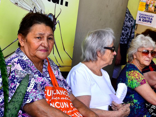 Campanha Junho Violeta marca o movimento pela conscientização e enfrentamento às violências contra os idosos